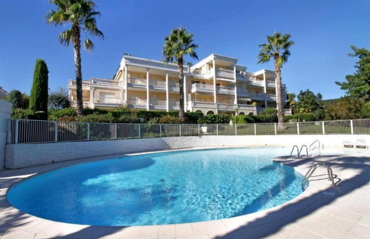 Residence Standing Riviera Golf Mandelieu Εξωτερικό φωτογραφία